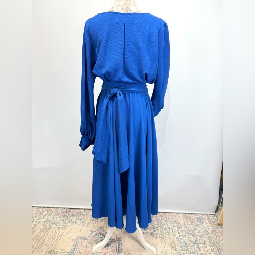 MEGHAN L.A. Royal blue long sleeve faux wrap FABULOUS LILYPAD midi dress size L. - Picture 10 of 16